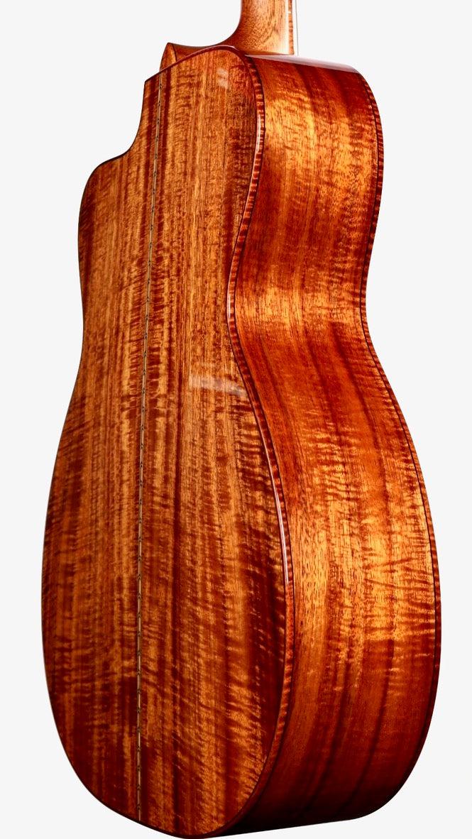 Bourgeois OMC DB Signature Dark Burst Aged Tone Figured Bearclaw Spruce / Hawaiian Koa #9392 - Bourgeois Guitars - Heartbreaker Guitars