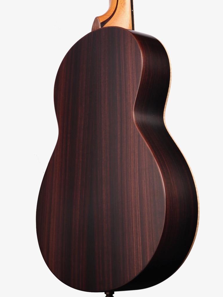 (IN STOCK!) Sheeran by Lowden Stadium Edition #99 - Lowden Guitars - Heartbreaker Guitars