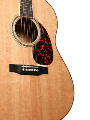 Larrivee L-05 Sitka Spruce / Mahogany #143342