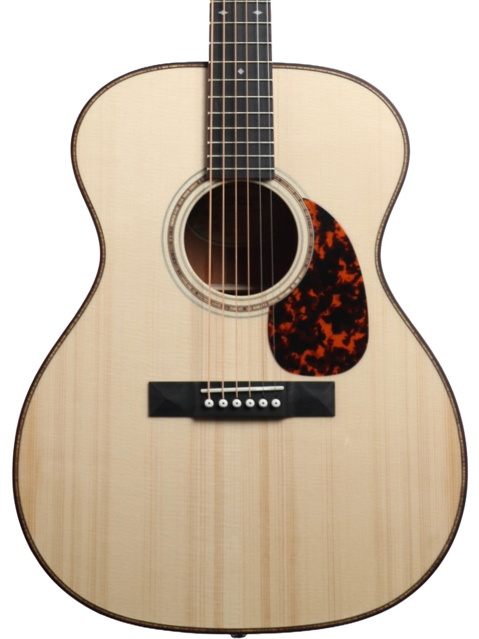 Larrivee OM-24 Short Scale Adirondack / Mahogany #143699