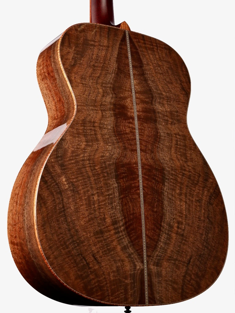 Santa Cruz OM Old Growth Adirondack / Highly Figured Walnut #6237