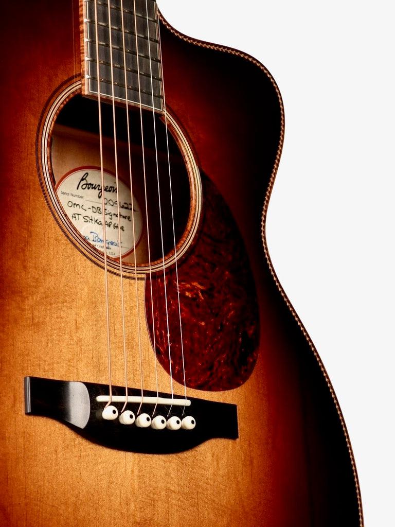 Bourgeois OMC DB Signature Aged Tone Spruce / Figured Mahogany #9622 - Bourgeois Guitars - Heartbreaker Guitars