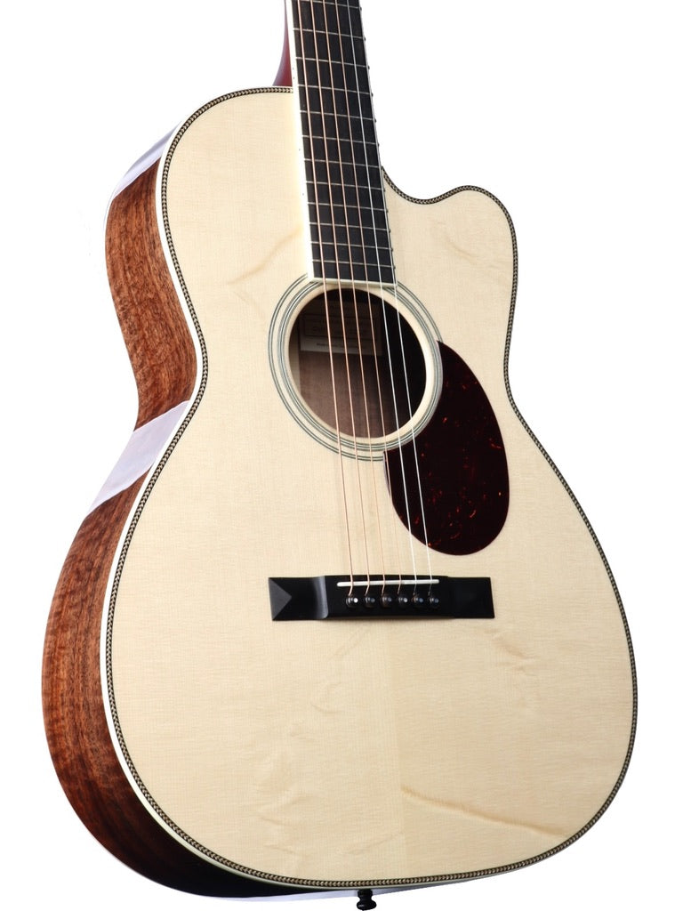 Santa Cruz OO Custom Cutaway Bearclaw Italian Spruce / Highly Figured Walnut #1255