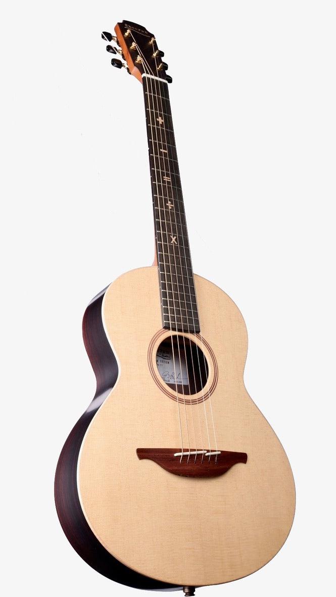 IN STOCK!) Sheeran by Lowden Stadium Edition #99