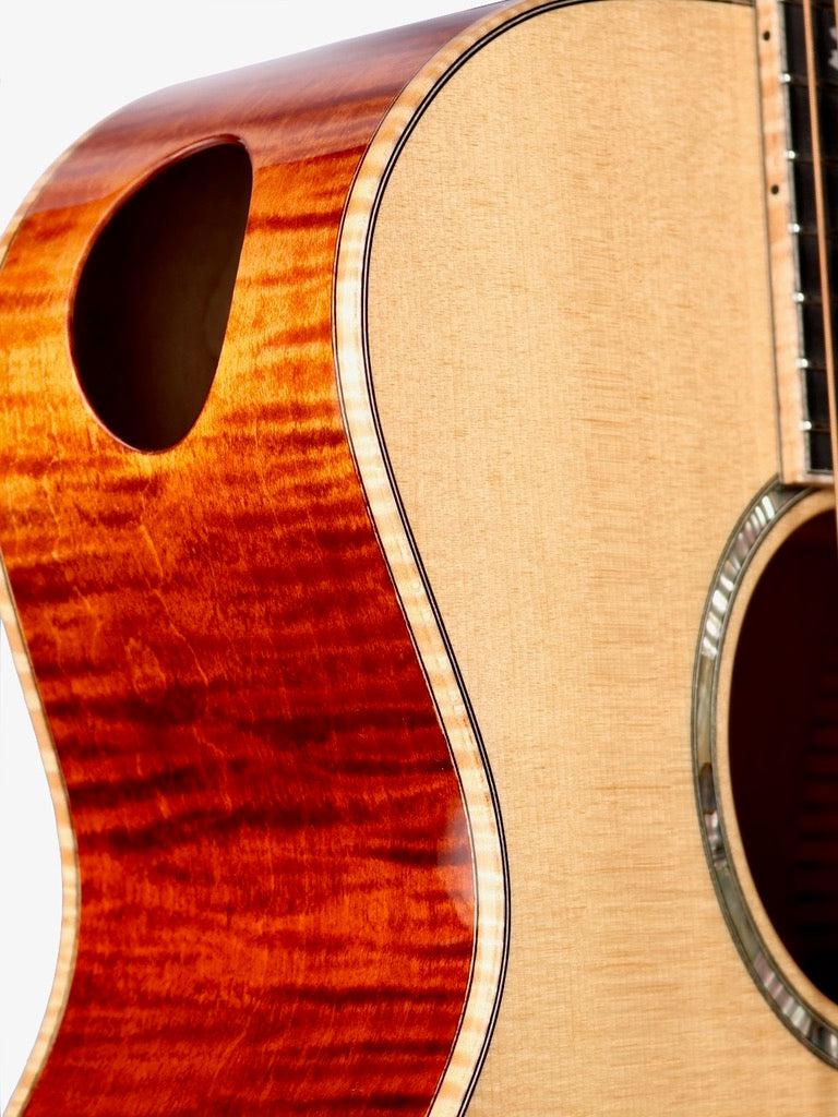 Eastman AC622CE European Spruce / Flamed Maple #2209537 - Eastman Guitars - Heartbreaker Guitars