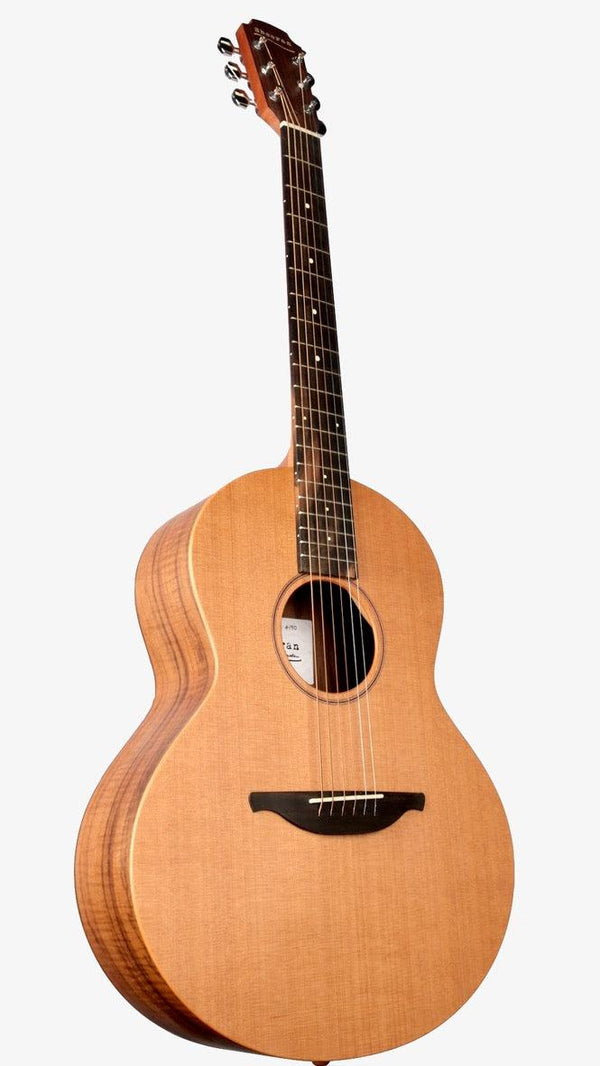 Lowden Sheeran S01 Cedar / Walnut #4190 - Heartbreaker Guitars