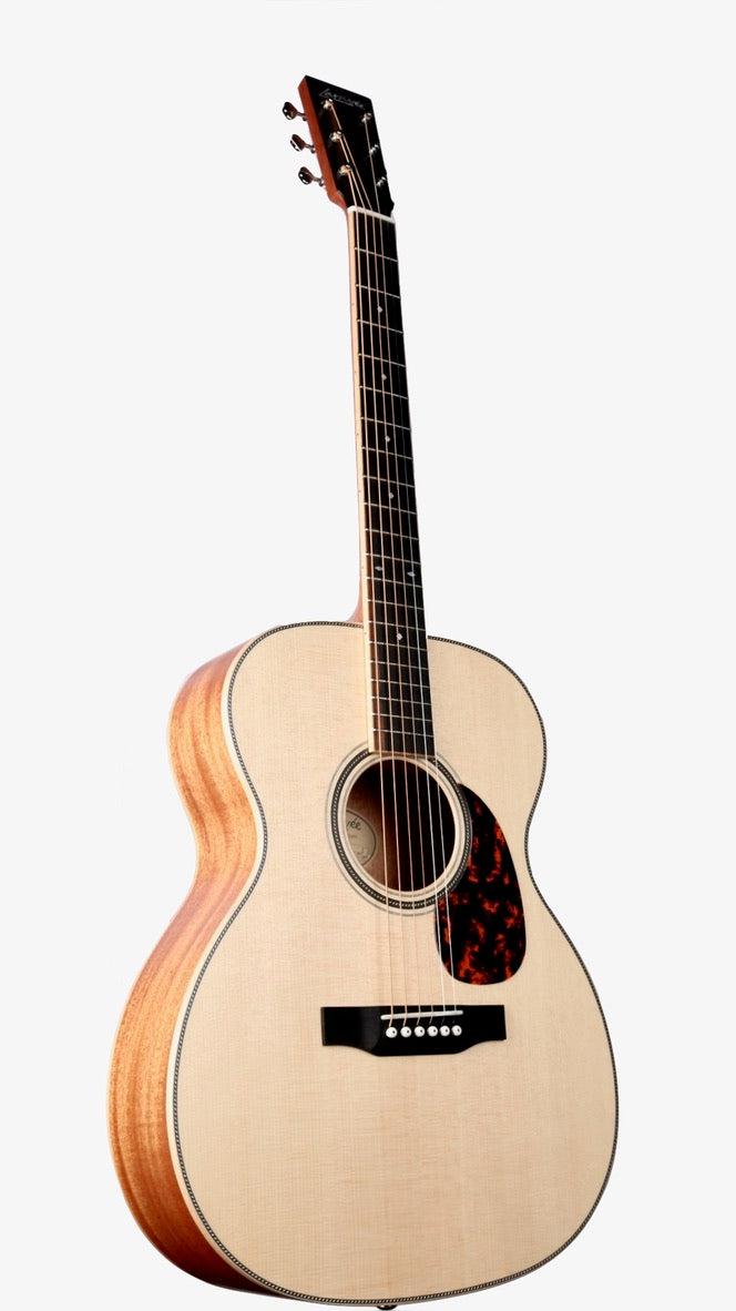 Larrivee OM-40 Sitka Spruce / Mahogany #141006 - Larrivee Guitars - Heartbreaker Guitars