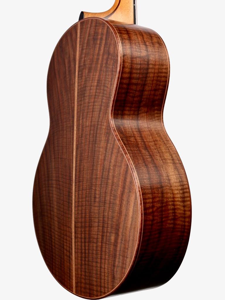 Lowden S50 with Soundbox Bevel Red Cedar / Walnut #26018 - Lowden Guitars - Heartbreaker Guitars