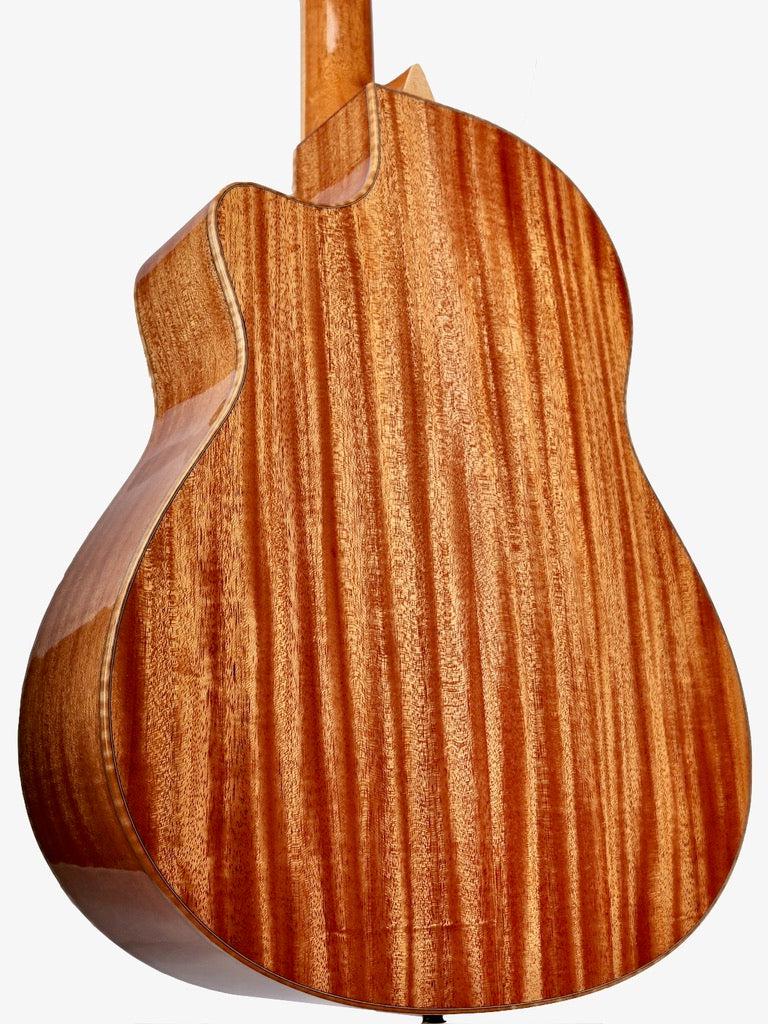 Larrivee LV-05 Sitka Spruce / Mahogany with Stage Pro Anthem #137558 - Larrivee Guitars - Heartbreaker Guitars