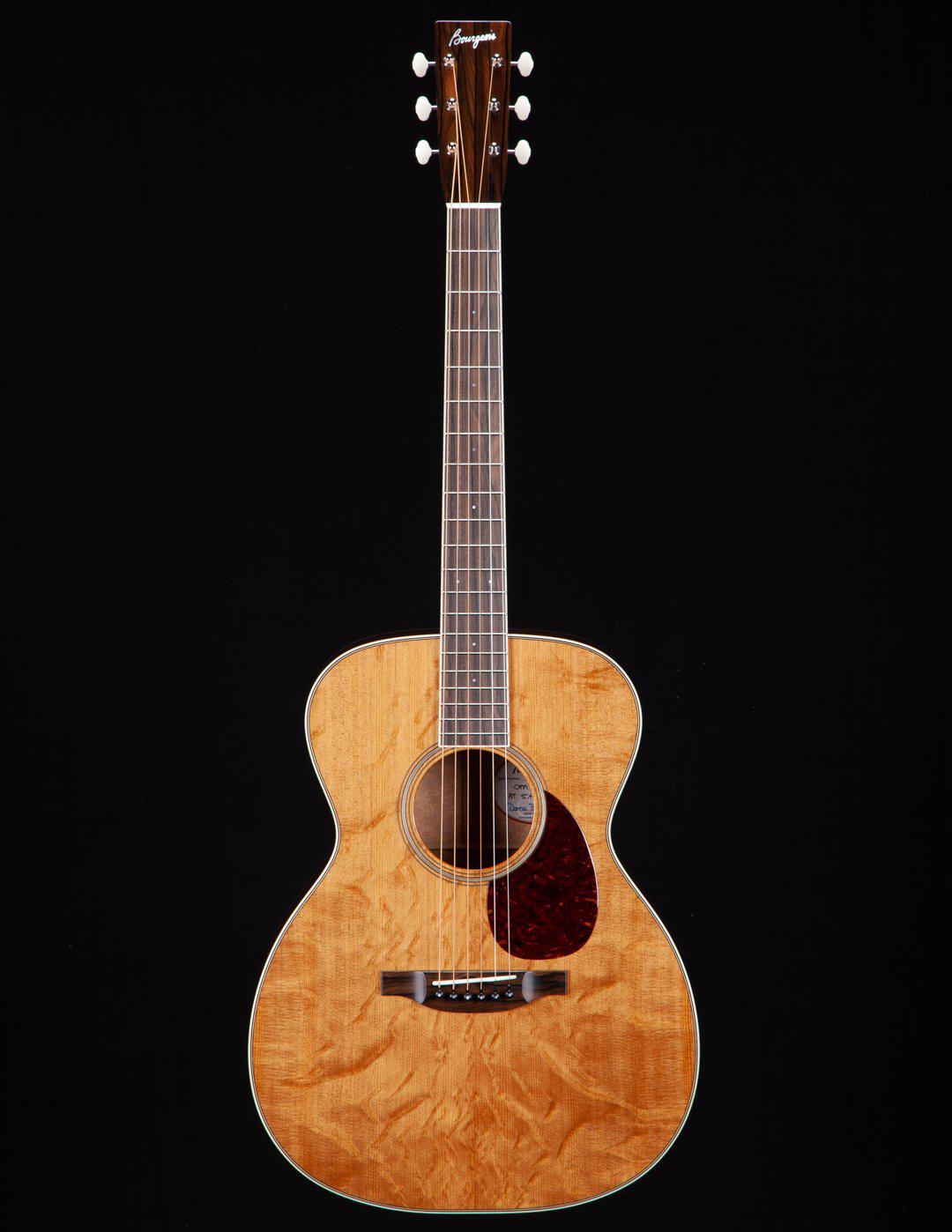 Bourgeois OM Custom Aged Tone Bear Claw over Figured Mahogany - Bourgeois Guitars - Heartbreaker Guitars
