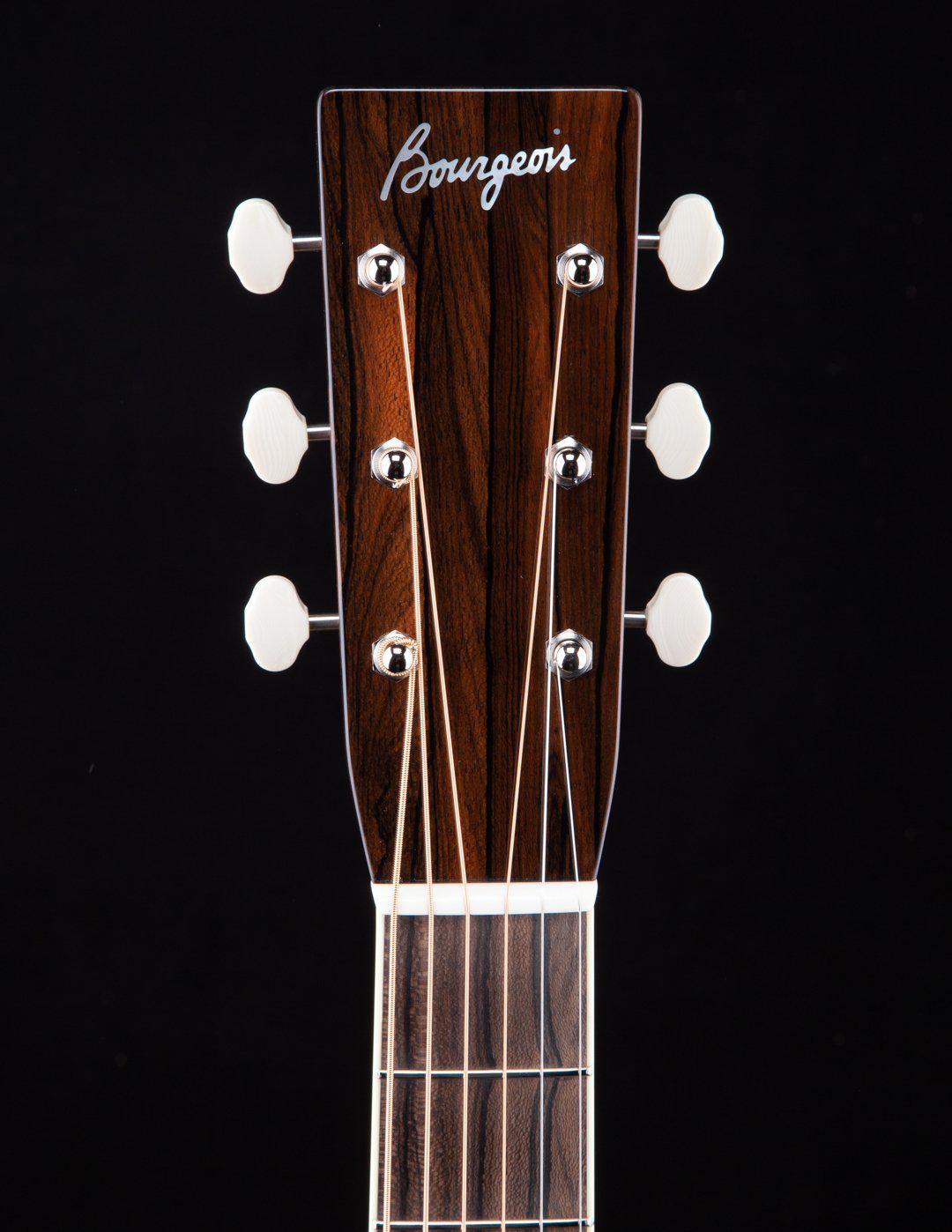 Bourgeois OM Custom Aged Tone Bear Claw over Figured Mahogany - Bourgeois Guitars - Heartbreaker Guitars
