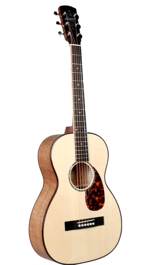 Larrivee P09 Moonspruce / Silver Oak #137347 - Larrivee Guitars - Heartbreaker Guitars