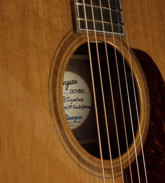 Bourgeois 00 Aged Tone Adirondack over Katalox - Bourgeois Guitars - Heartbreaker Guitars