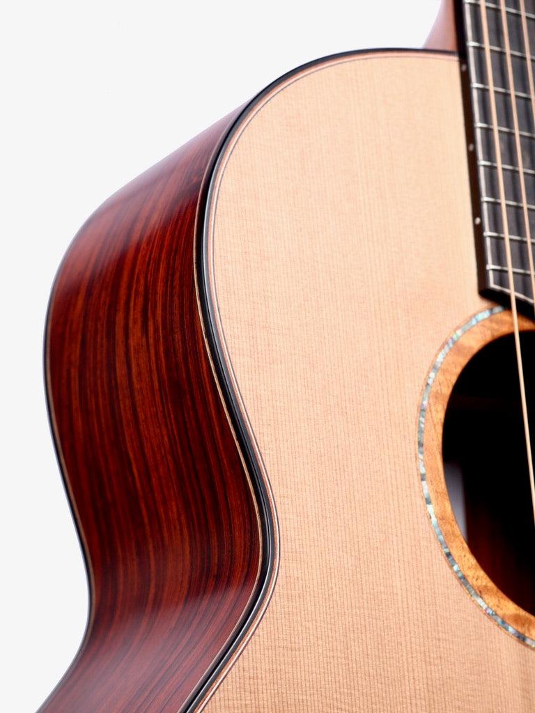 Lowden F50 Cedar / Cocobolo #26711 - Lowden Guitars - Heartbreaker Guitars
