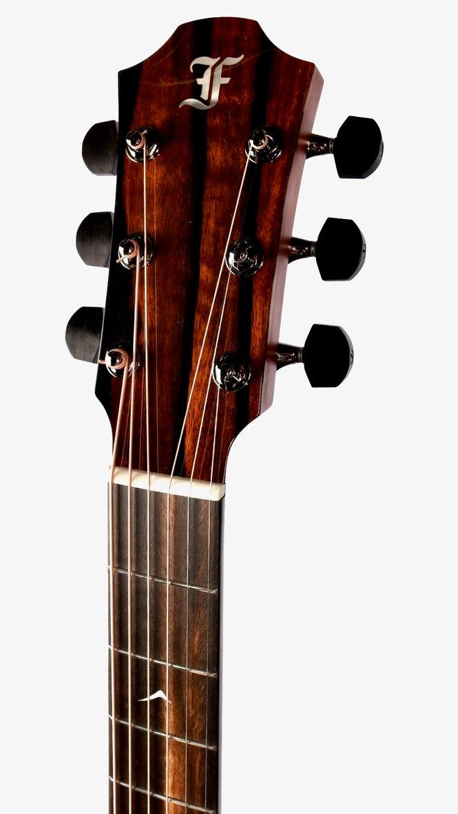 トイガン musicflower Fender 2-inch Floral Guitar Strap - Surf Green | Sweetwater