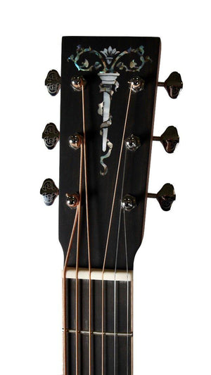 Larrivee Baritone BT-40 Sitka Spruce / Mahogany #131026 - Larrivee Guitars - Heartbreaker Guitars