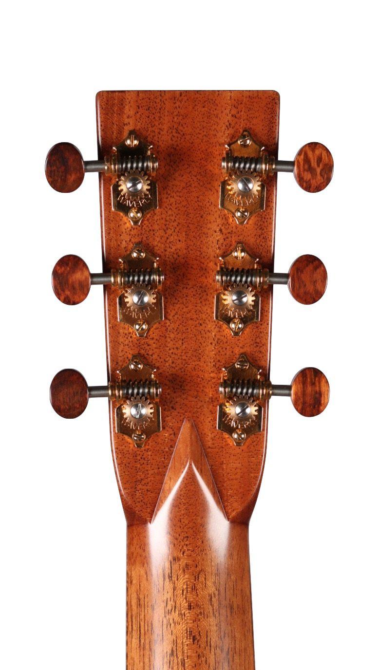 Bourgeois 00 12 Fret Cutaway Fingerstyle Deluxe Legacy Series #8928 - Bourgeois Guitars - Heartbreaker Guitars