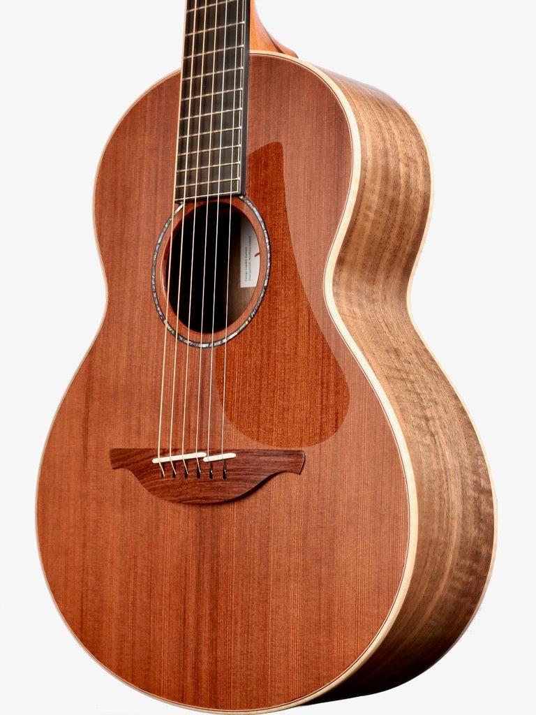 Wee Lowden 35 Sinker Redwood / Walnut #26479 - Lowden Guitars - Heartbreaker Guitars