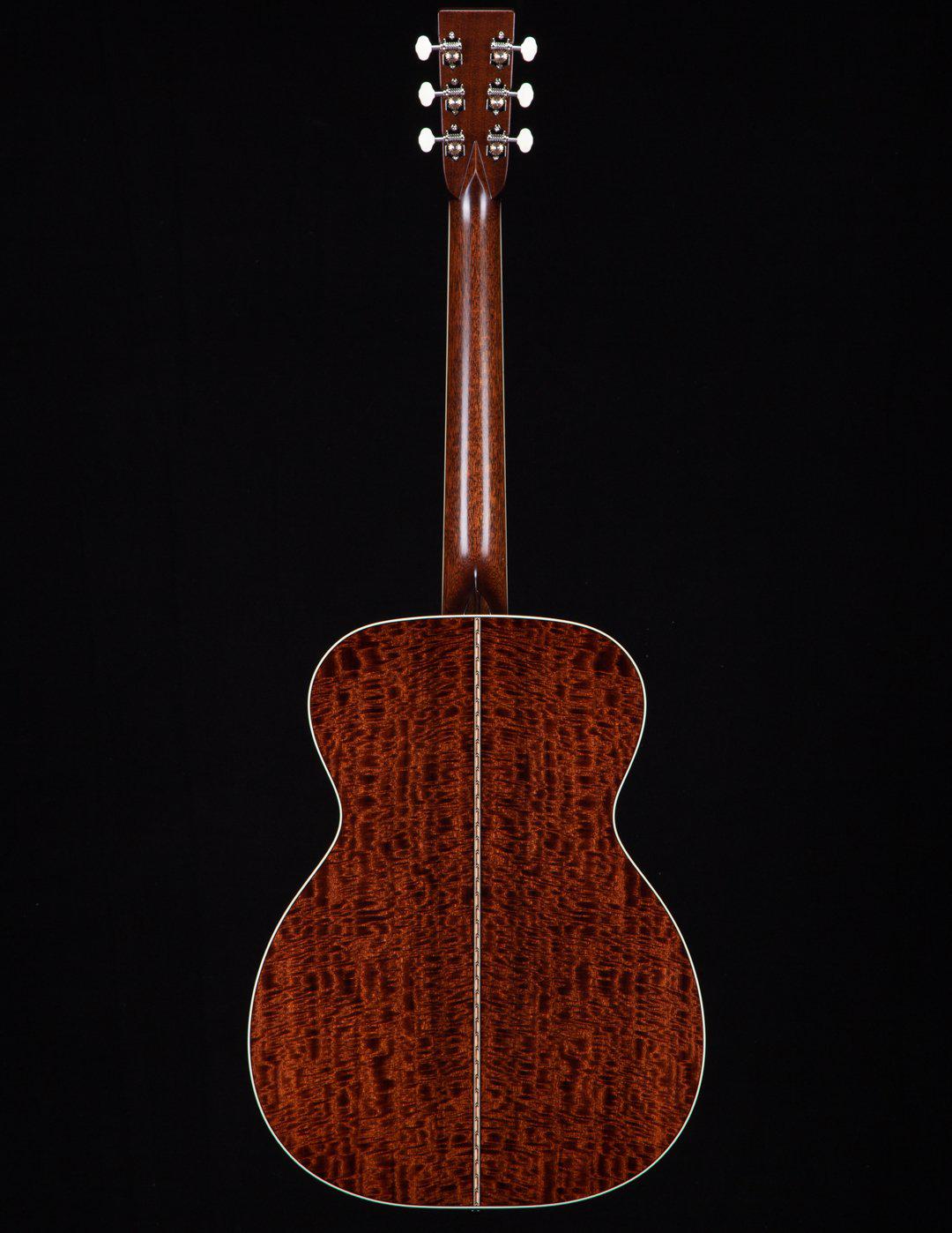 Bourgeois OM Custom Aged Tone Bear Claw over Figured Mahogany - Bourgeois Guitars - Heartbreaker Guitars