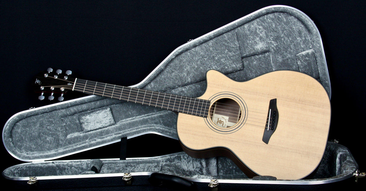 Furch OM 22 TSW Custom Torrefied Sitka / Claro Walnut Deep Body - Furch Guitars - Heartbreaker Guitars