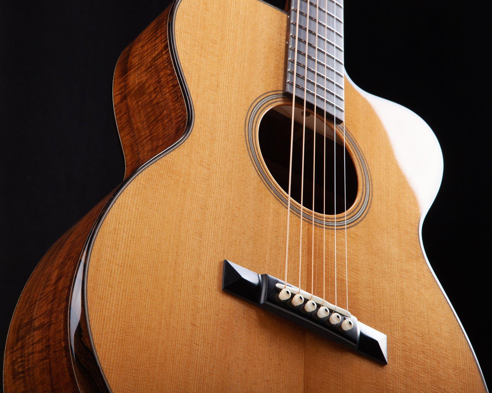 Bourgeois OMC Koa with Bevel - Bourgeois Guitars - Heartbreaker Guitars