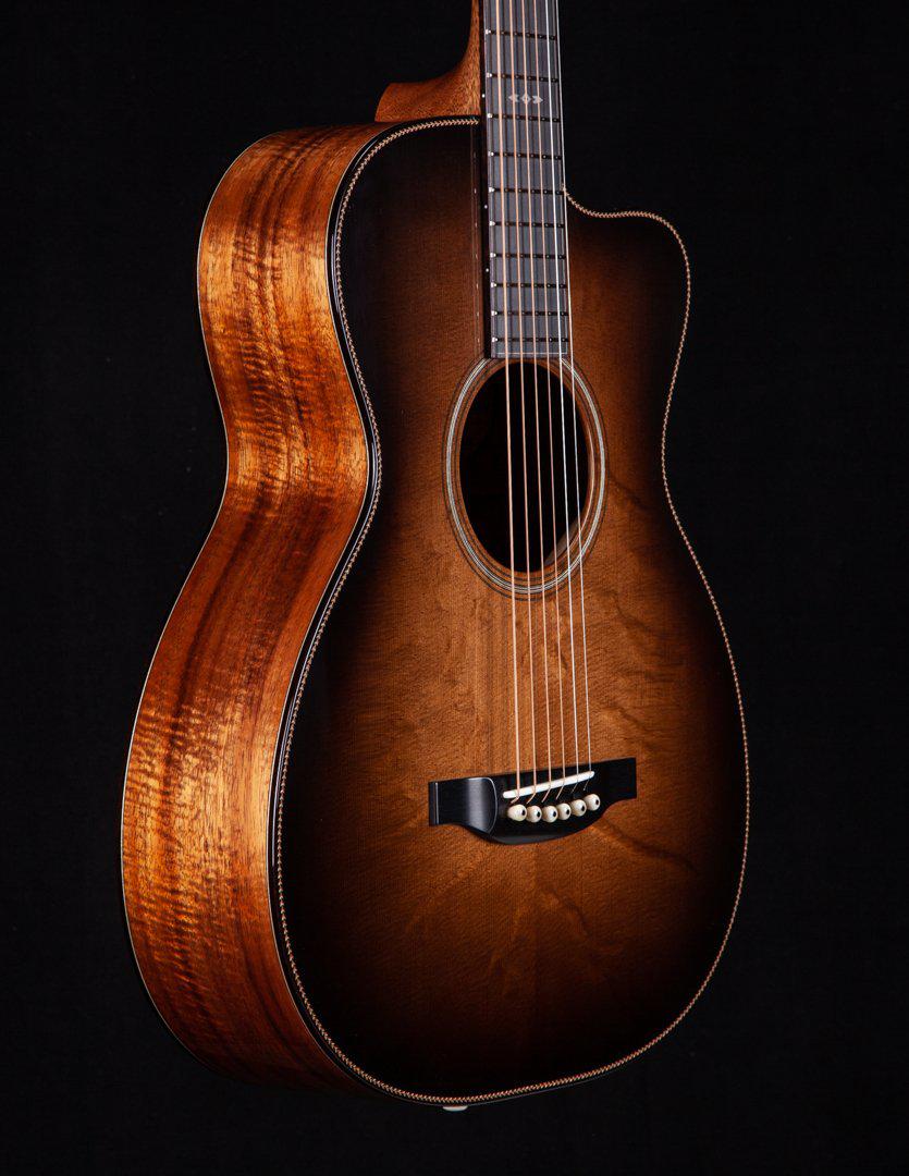 Bourgeois 00 12 Fret Cutaway Coupe Custom Koa DB Signature - Bourgeois Guitars - Heartbreaker Guitars