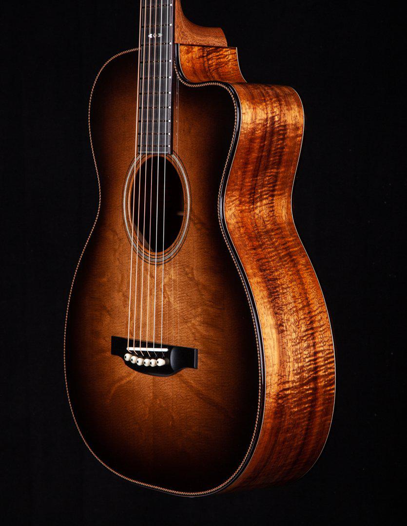 Bourgeois 00 12 Fret Cutaway Coupe Custom Koa DB Signature - Bourgeois Guitars - Heartbreaker Guitars