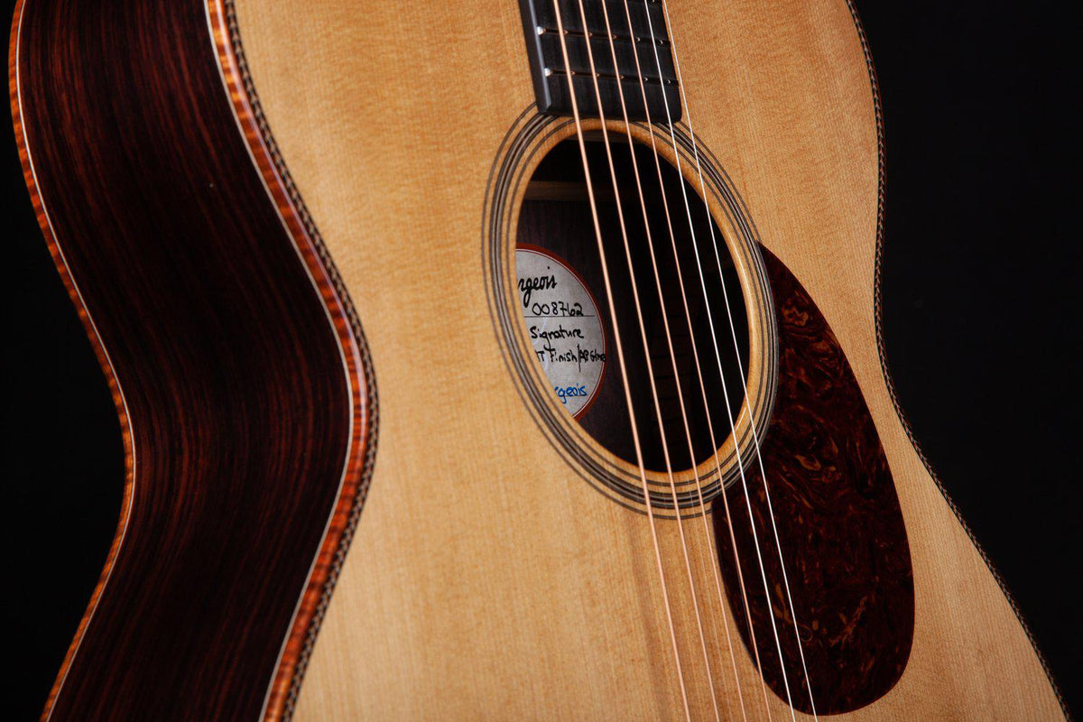 Bourgeois OM DB Signature Aged Tone Adirondack Spruce / Master Grade Indian Rosewood #8762 - Bourgeois Guitars - Heartbreaker Guitars