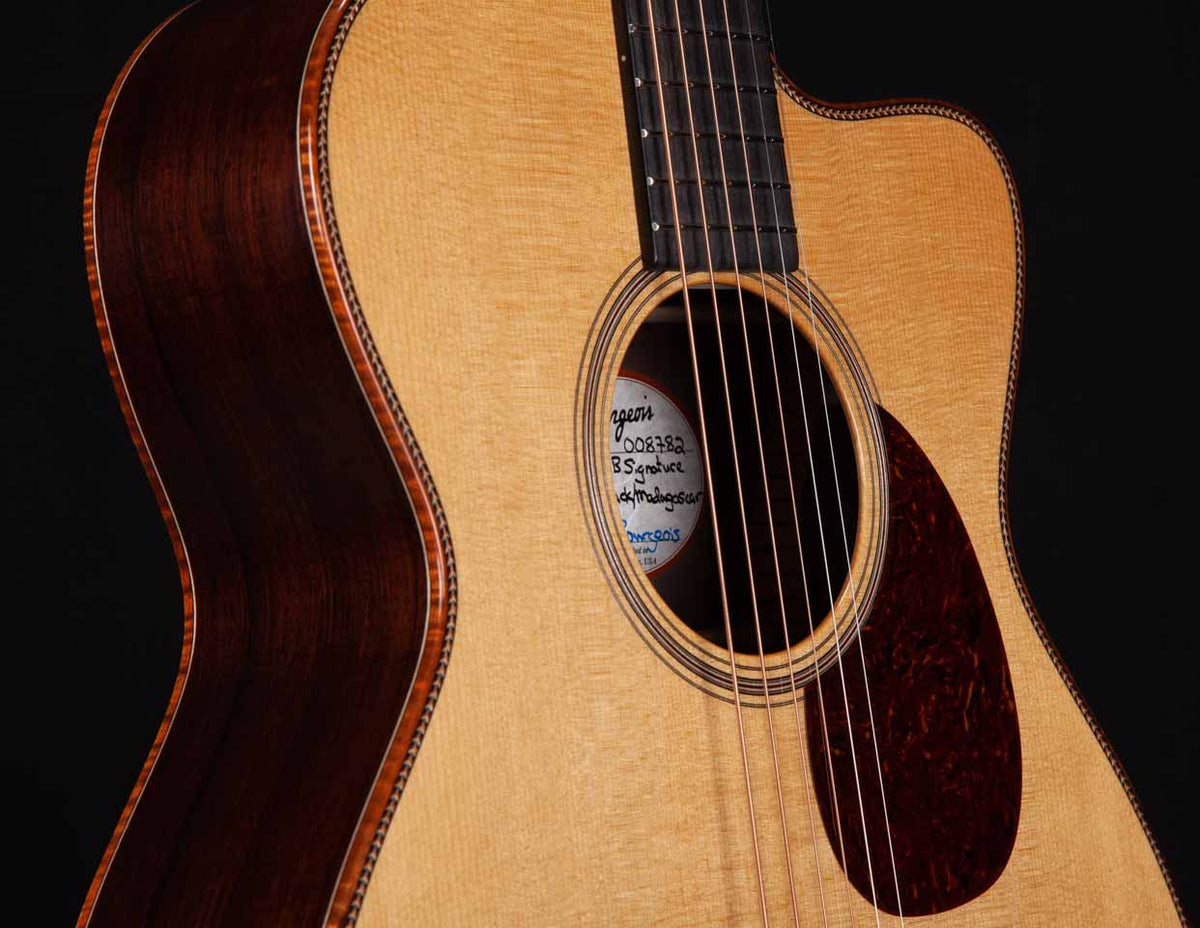Bourgeois Guitars OMC DB Signature Madagascar Rosewood - Bourgeois Guitars - Heartbreaker Guitars
