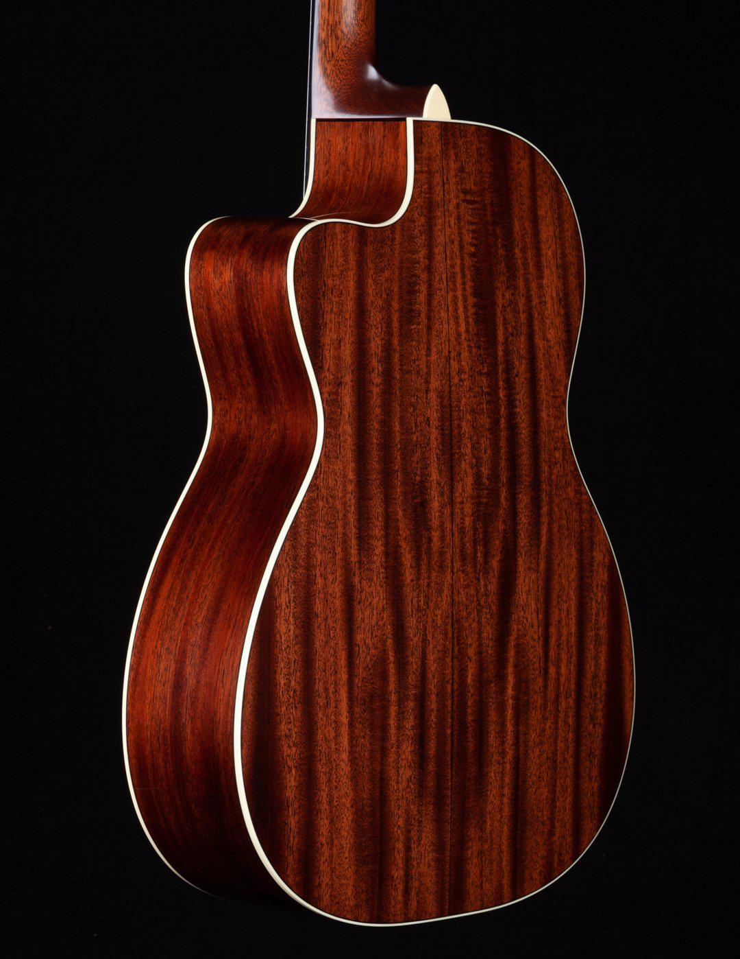 Bourgeois OMS Country Boy Heirloom Series Aged Tone Spruce/ Mahogany #8824 - Bourgeois Guitars - Heartbreaker Guitars