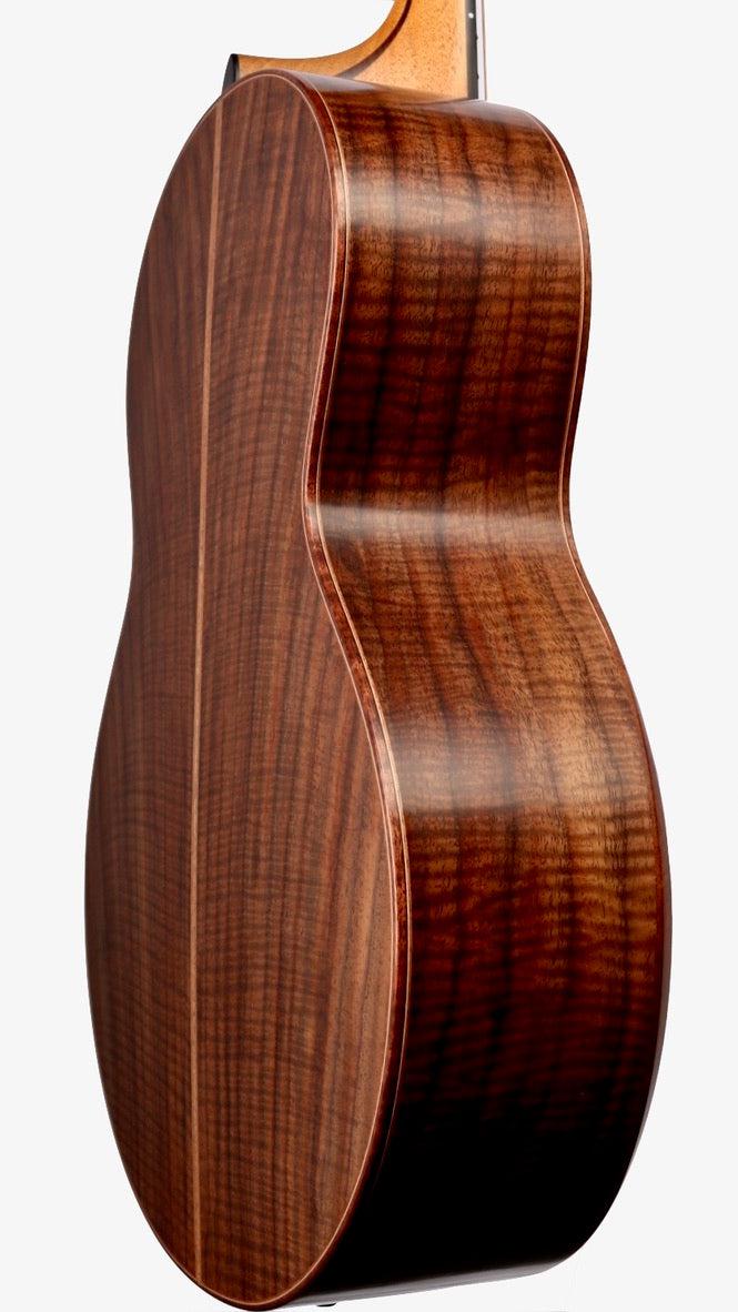 Lowden S50 with Soundbox Bevel Red Cedar / Walnut #26018 - Lowden Guitars - Heartbreaker Guitars