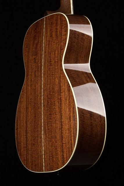 Bourgeois OM Country Boy Sunburst Custom - Bourgeois Guitars - Heartbreaker Guitars