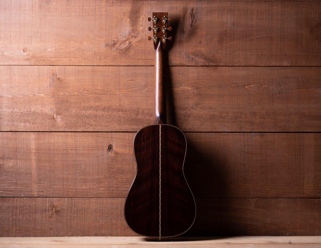 Bourgeois DB Signature Piccolo Parlor Bearclaw Sitka Spruce / Master Grade Indian Rosewood #9314 - Bourgeois Guitars - Heartbreaker Guitars