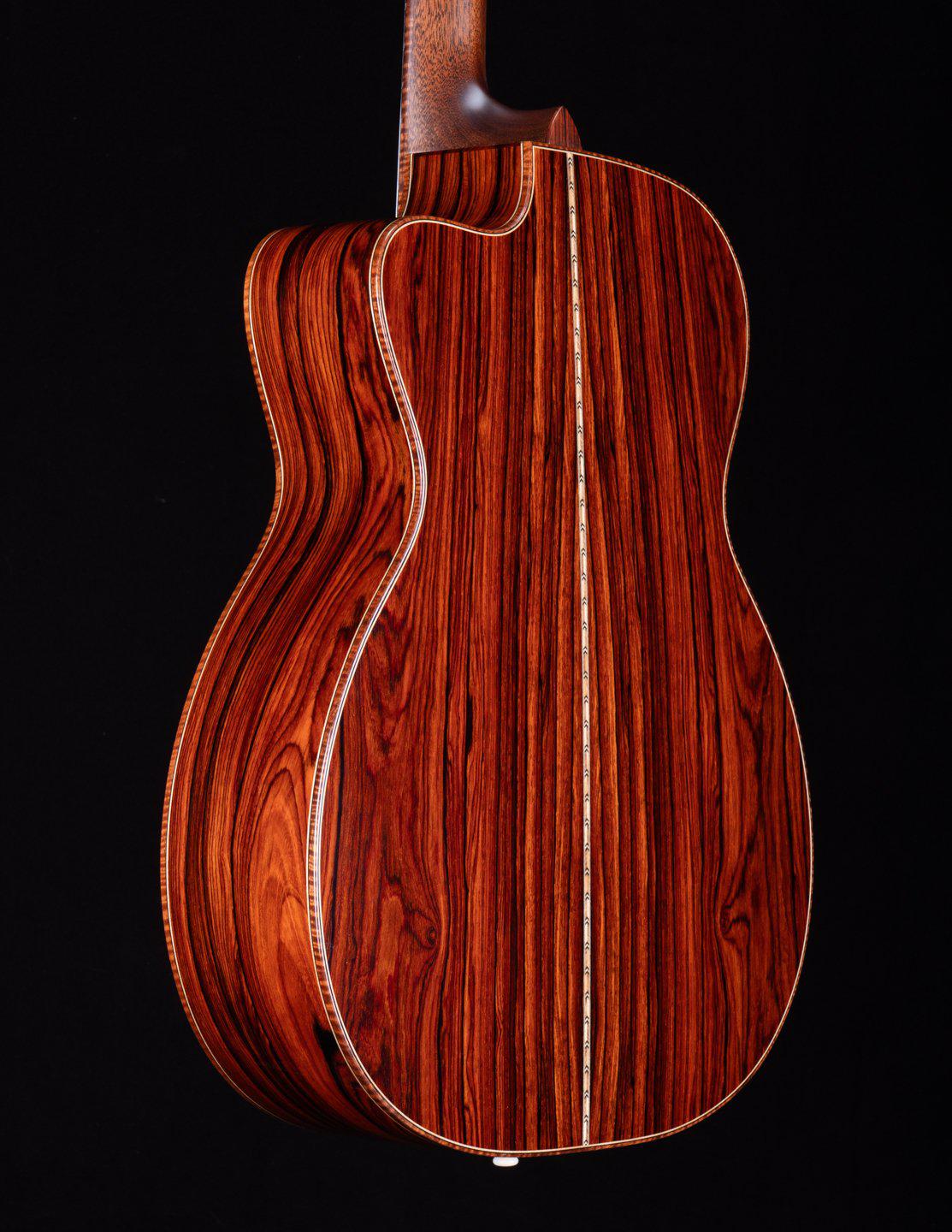 Bourgeois OMC DB Signature Aged Tone Figured Bearclaw Spruce / Cocobolo #9393 - Bourgeois Guitars - Heartbreaker Guitars