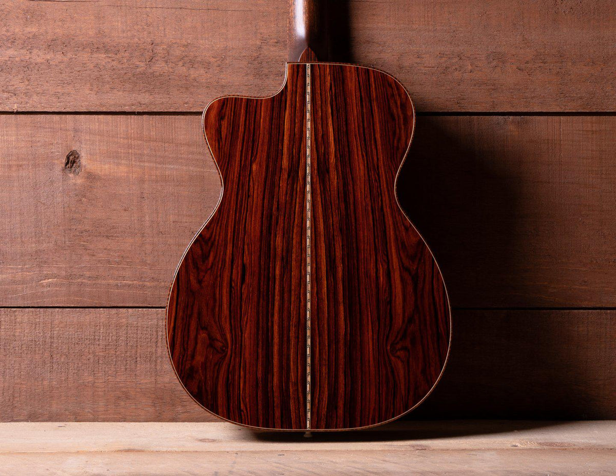 Bourgeois OMC DB Signature Aged Tone Figured Bearclaw Spruce / Cocobolo #9393 - Bourgeois Guitars - Heartbreaker Guitars