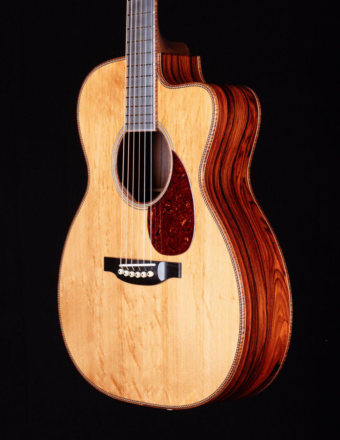 Bourgeois OMC DB Signature Aged Tone Figured Bearclaw Spruce / Cocobolo #9393 - Bourgeois Guitars - Heartbreaker Guitars