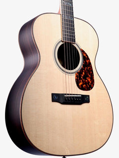 Larrivee OM-03 Vine Special Sitka Spruce / Indian Rosewood