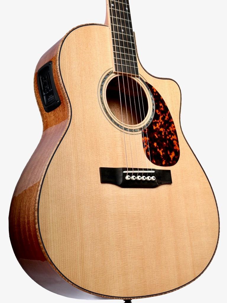 Larrivee LV-05 Sitka Spruce / Mahogany with Stage Pro Anthem #137558 - Larrivee Guitars - Heartbreaker Guitars