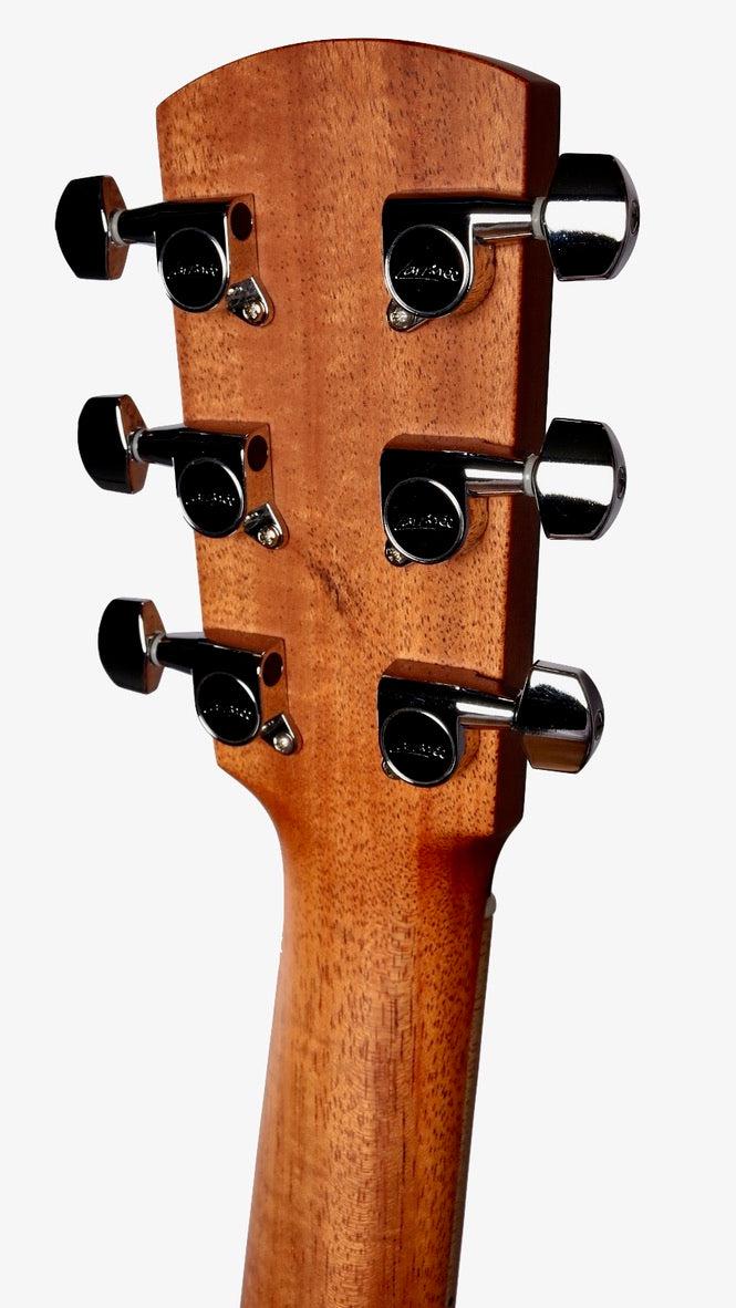 Larrivee P-03RW Limited JCL Headstock Moonspruce / Indian Rosewood 