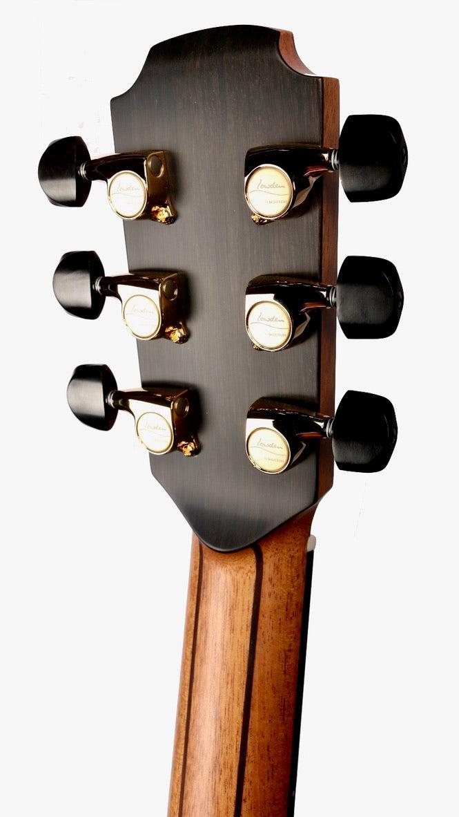 Lowden S50 with Soundbox Bevel Red Cedar / Walnut #26018 - Lowden Guitars - Heartbreaker Guitars