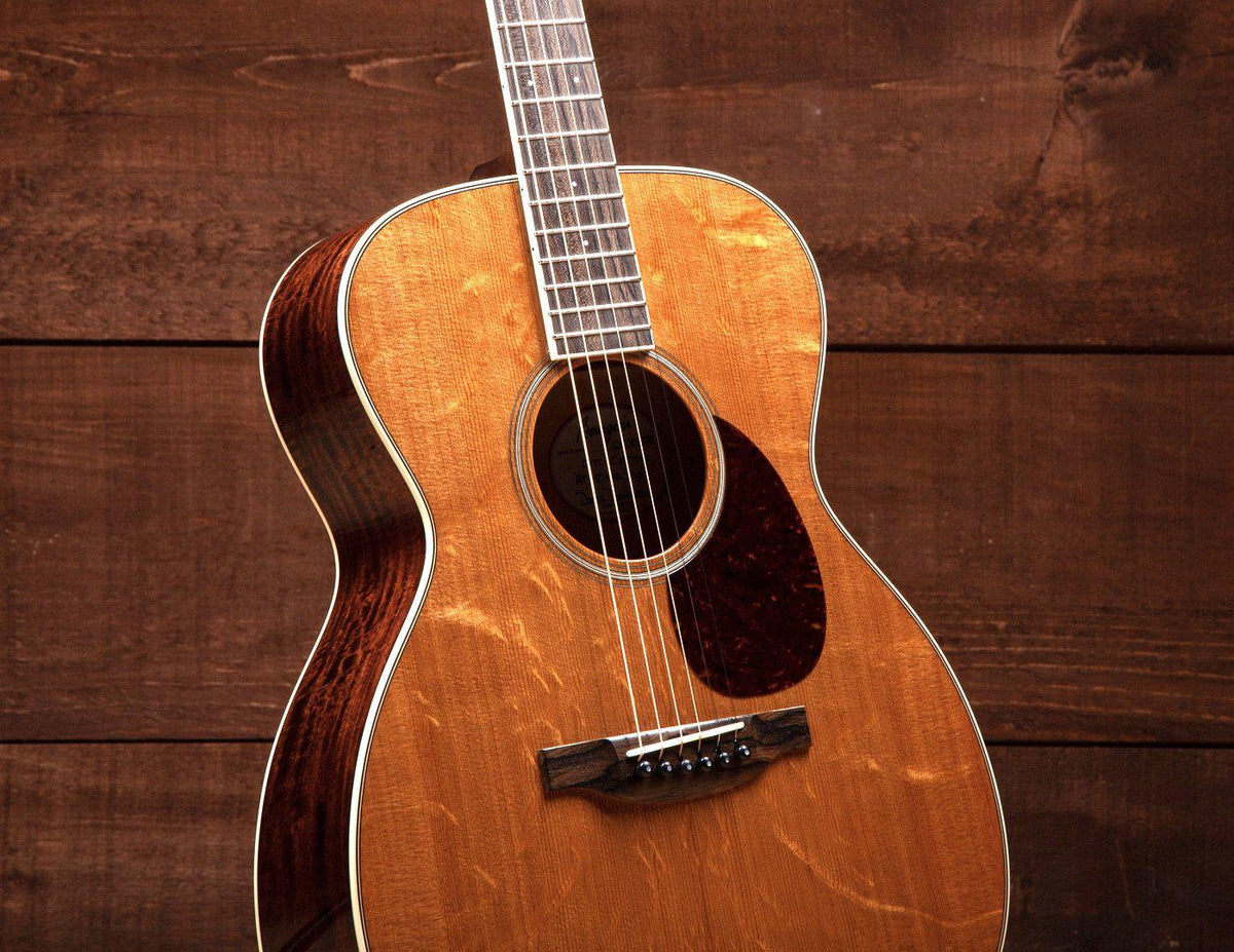 Bourgeois OM Custom Aged Tone Bear Claw over Figured Mahogany - Bourgeois Guitars - Heartbreaker Guitars