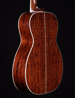 Bourgeois OM Custom Aged Tone Bear Claw over Figured Mahogany - Bourgeois Guitars - Heartbreaker Guitars