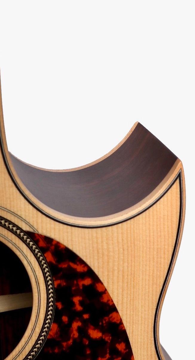 Larrivee C-03 Tommy Emmanuel Signature Model Sitka Spruce / Indian Rosewood #137746 - Larrivee Guitars - Heartbreaker Guitars