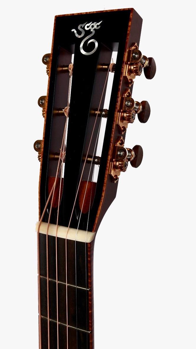 Santa Cruz OO Ancient Sitka / Walnut #1193 - Santa Cruz Guitar Company - Heartbreaker Guitars