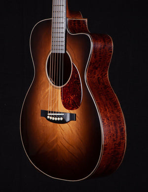 Bourgeois OMC Large Sound Hole Arm Bevel with Master Grade Mahogany Aged Tone #8845 - Bourgeois Guitars - Heartbreaker Guitars
