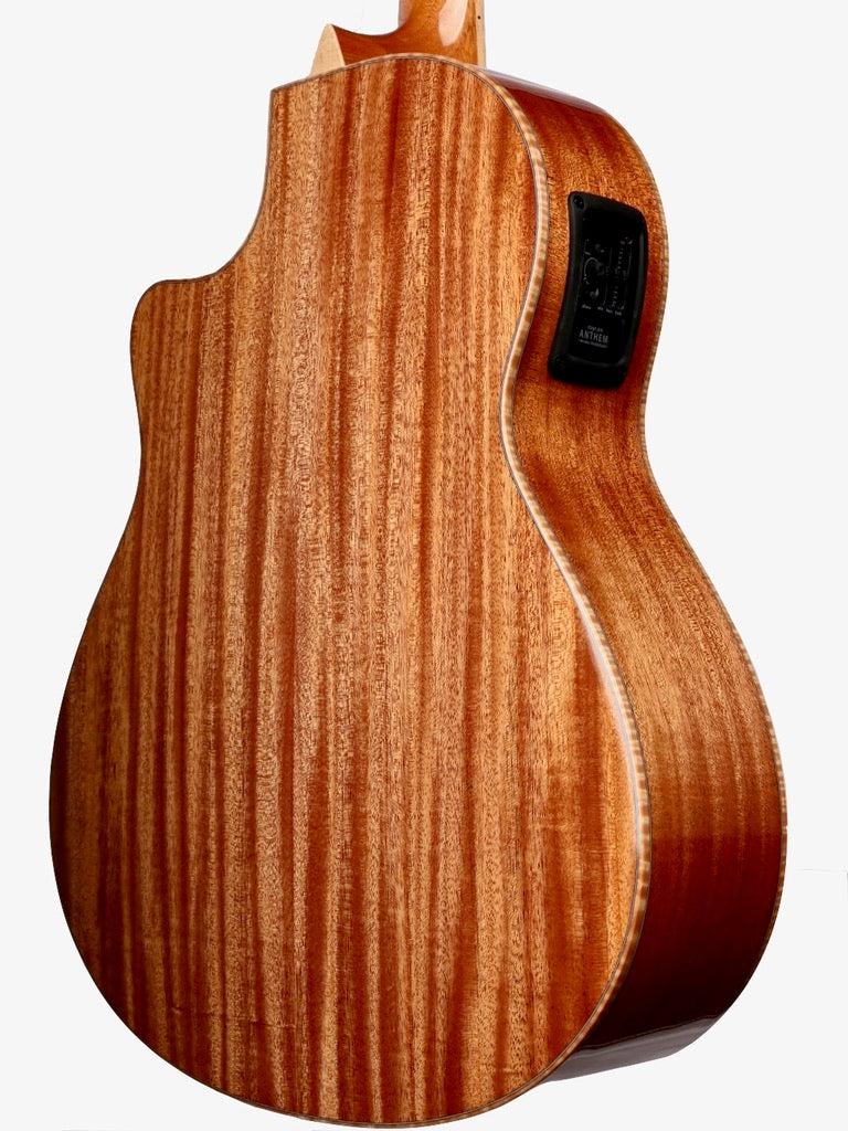 Larrivee LV-05 Sitka Spruce / Mahogany with Stage Pro Anthem #137558 - Larrivee Guitars - Heartbreaker Guitars
