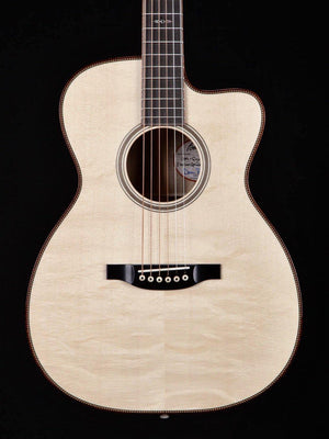 Bourgeois OMC Custom Bear Claw Spruce over Figured Myrtle - Bourgeois Guitars - Heartbreaker Guitars