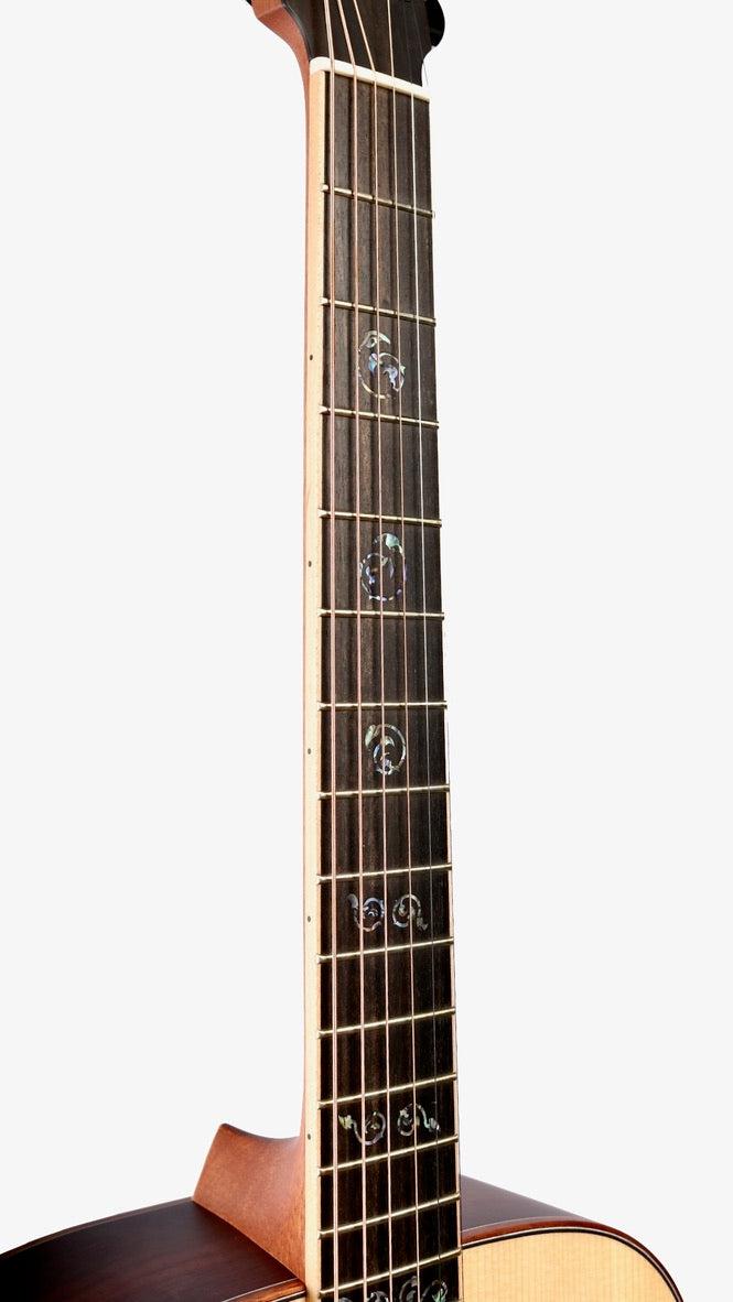 Larrivee OM-03 Vine Special Sitka Spruce / Indian Rosewood #138439 - Larrivee Guitars - Heartbreaker Guitars