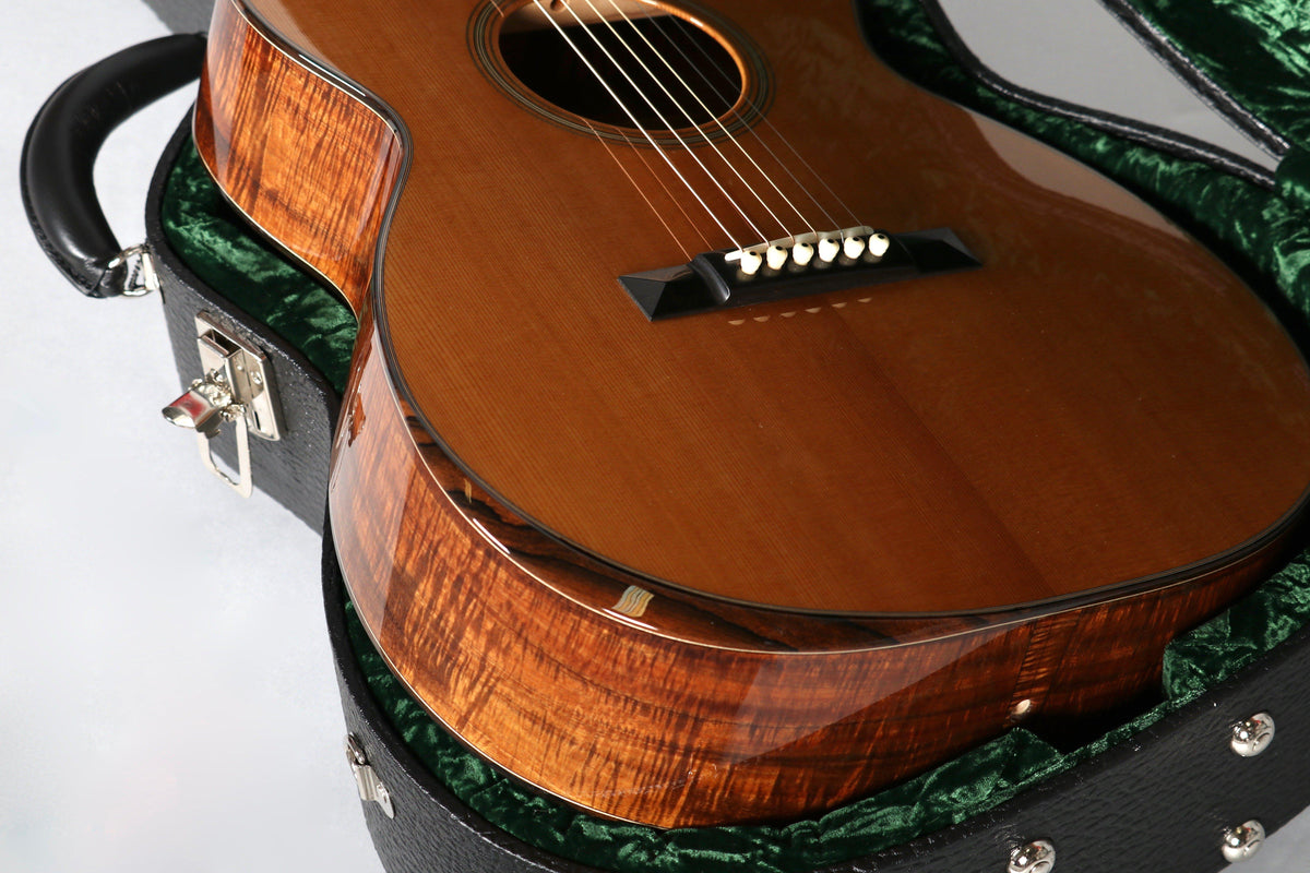 Bourgeois OMC Koa with Bevel - Bourgeois Guitars - Heartbreaker Guitars