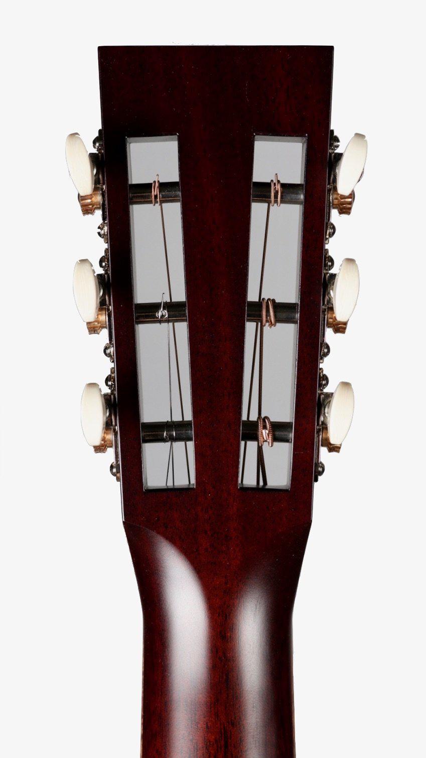 Santa Cruz 000 Custom Dark Burst Bear Claw Sitka Spruce / South American Mahogany #5770 - Santa Cruz Guitar Company - Heartbreaker Guitars